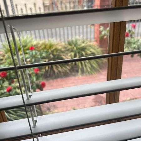 Adelaide Style Accommodation-Getaway In North Adelaide- Close To City Exterior photo