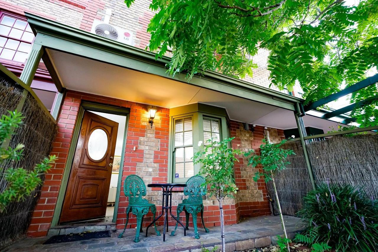 Adelaide Style Accommodation-Getaway In North Adelaide- Close To City Exterior photo